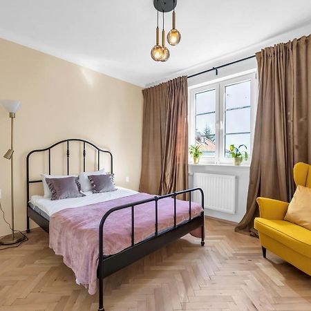 Unique Old Town 2Br Apt Stara 7 Варшава Экстерьер фото