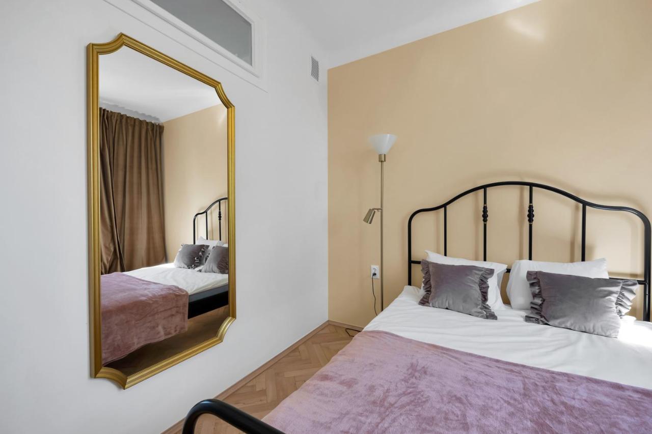 Unique Old Town 2Br Apt Stara 7 Варшава Экстерьер фото