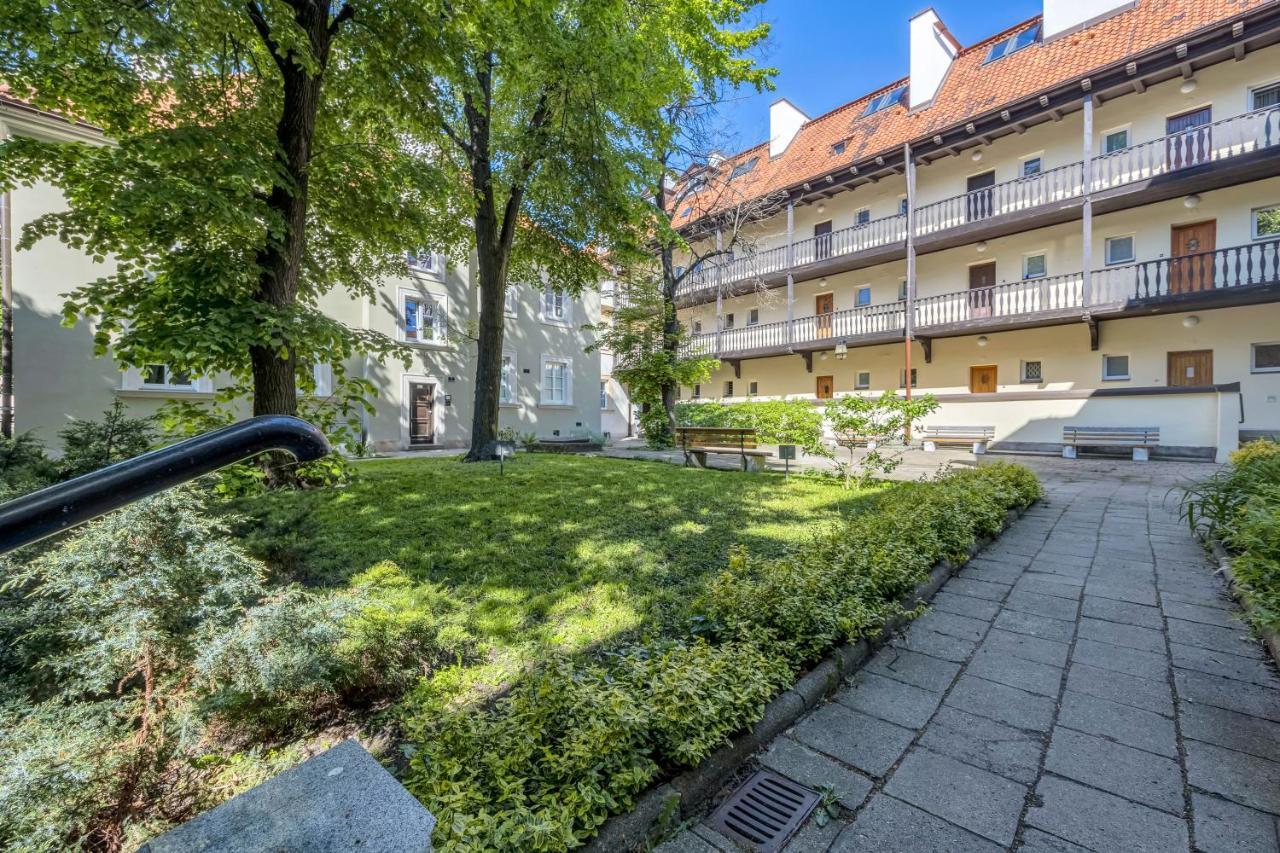 Unique Old Town 2Br Apt Stara 7 Варшава Экстерьер фото